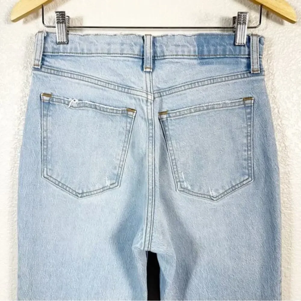 Abercrombie & Fitch Womens The 90s Straight Ultra‎ High Rise Jeans 28 / 6 R